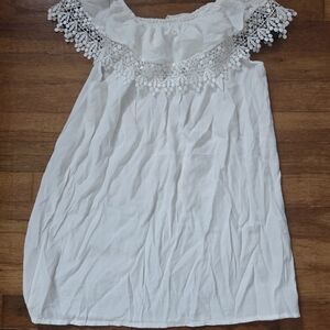 Elegant White Kids Dress with Floral Lace